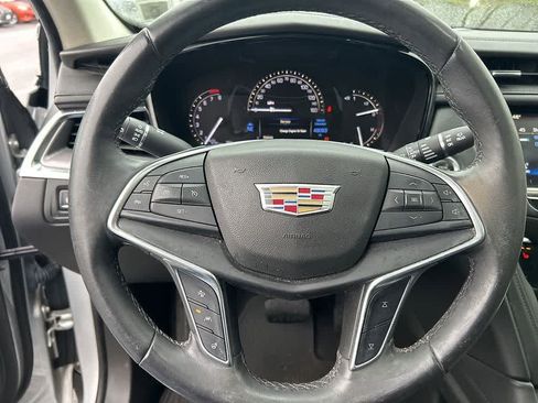 Used 2017 Cadillac XT5 Luxury w/ Driver Awareness Package image 20