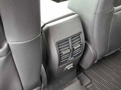 Used 2019 Ford Escape SE AWD/4WD image 12