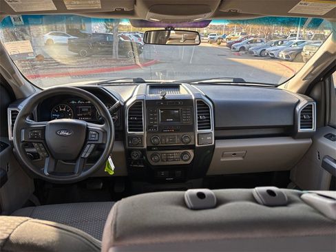 Used 2017 Ford F150 XLT w/ Trailer Tow Package image 24