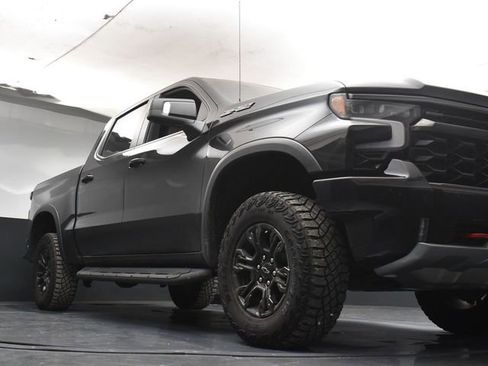 Used 2025 Chevrolet Silverado 1500 ZR2 w/ Technology Package image 36