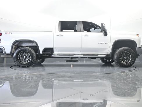 Used 2024 Chevrolet Silverado 2500 LT image 65