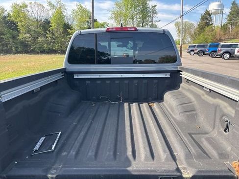 Used 2023 Nissan Frontier PRO-4X w/ Pro Convenience Package AWD/4WD image 7