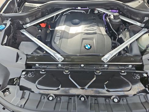 Used 2023 BMW X7 xDrive40i w/ Executive Package image 28