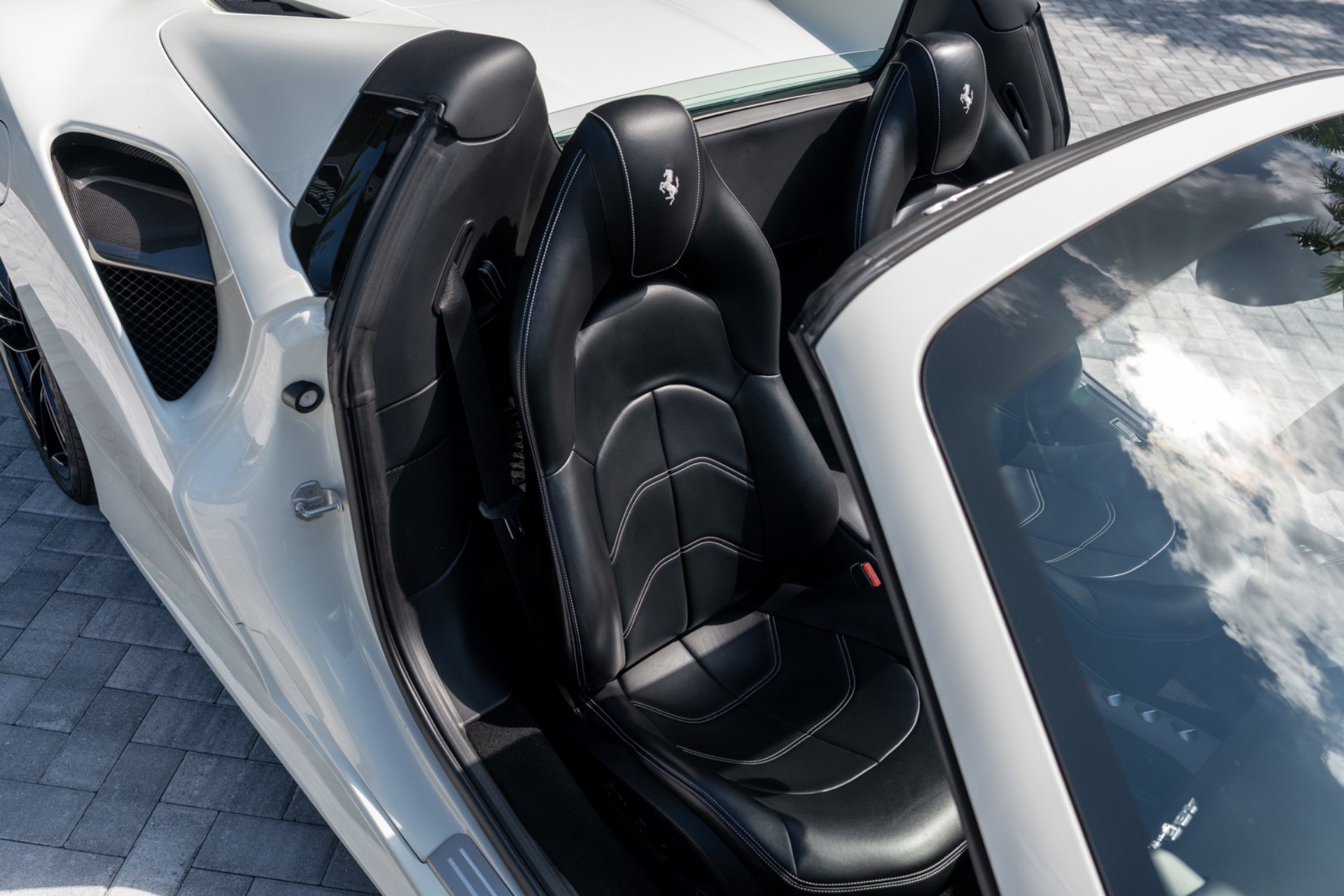 Used 2019 Ferrari 488 Spider RWD image 41
