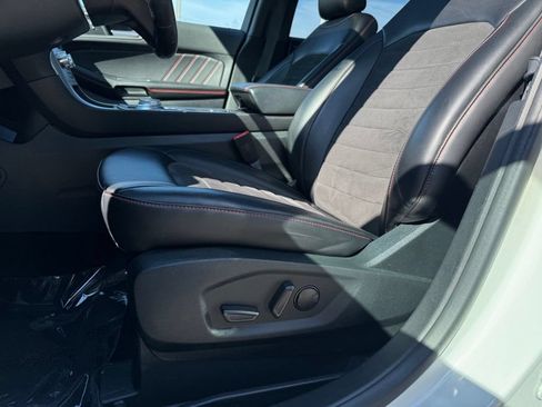 Certified 2022 Ford Edge ST-Line w/ Class II Trailer Tow Package AWD/4WD image 6