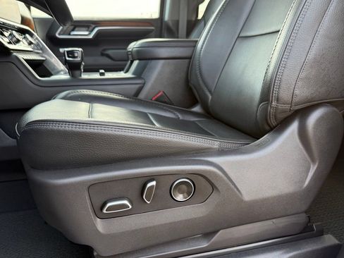 Used 2024 GMC Sierra 1500 Denali w/ Denali Reserve Package AWD/4WD image 10