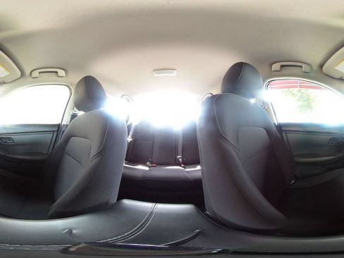 Used 2024 Nissan Sentra S FWD image 40