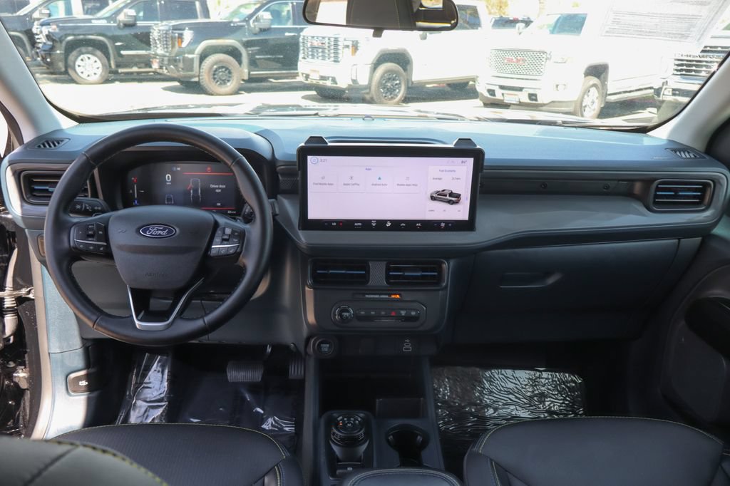 Used 2025 Ford Maverick Lobo AWD/4WD image 30