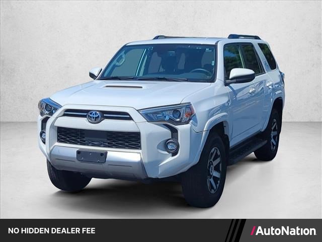 Certified 2022 Toyota 4Runner TRD Off-Road AWD/4WD image 1