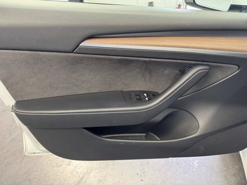 Used 2023 Tesla Model 3 Standard Range RWD image 14