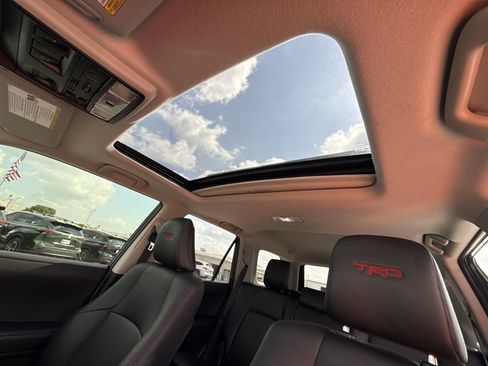 Certified 2023 Toyota 4Runner TRD Off-Road Premium w/ Off Road Premium Plus Package AWD/4WD image 16