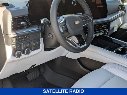 New 2026 Chevrolet Suburban Premier w/ Sun And Tow Package AWD/4WD image 16