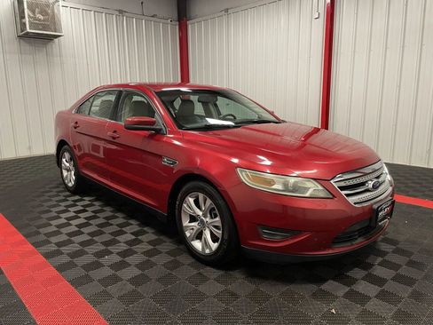 Used 2010 Ford Taurus SEL image 5