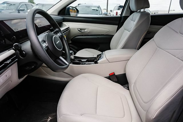 Certified 2026 Hyundai Tucson SE FWD image 17