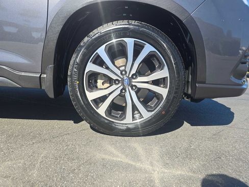 Used 2024 Subaru Forester Limited image 9