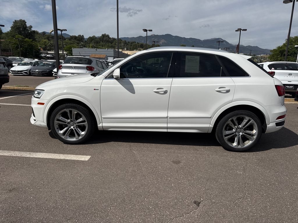 Used 2018 Audi Q3 2.0T Premium Plus AWD/4WD image 38
