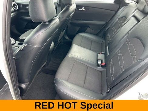 Used 2023 Kia Forte GT-Line image 39