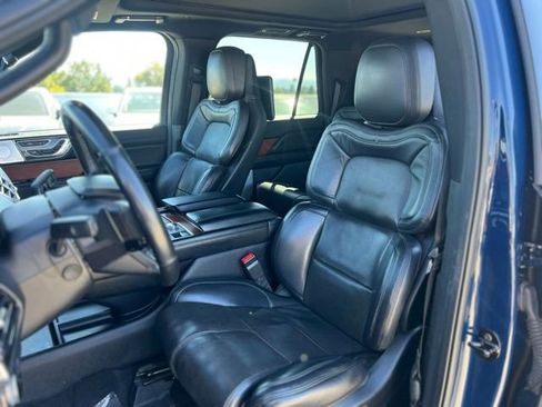 Used 2020 Lincoln Navigator L Reserve w/ Luxury Package image 14