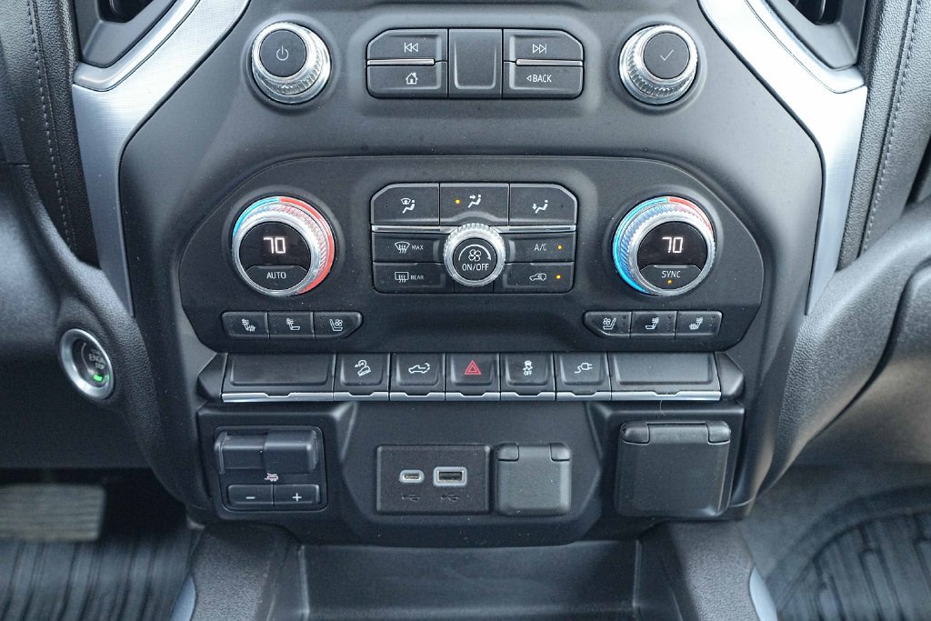 Used 2022 GMC Sierra 1500 SLT w/ SLT Premium Package AWD/4WD image 34