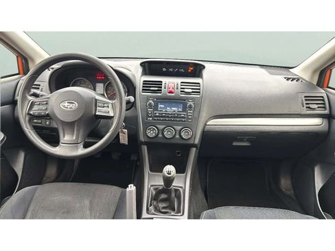 Used 2013 Subaru Crosstrek 2.0i Premium image 12