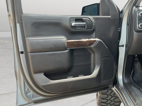 Used 2020 GMC Sierra 1500 Elevation w/ Elevation Value Package AWD/4WD image 18