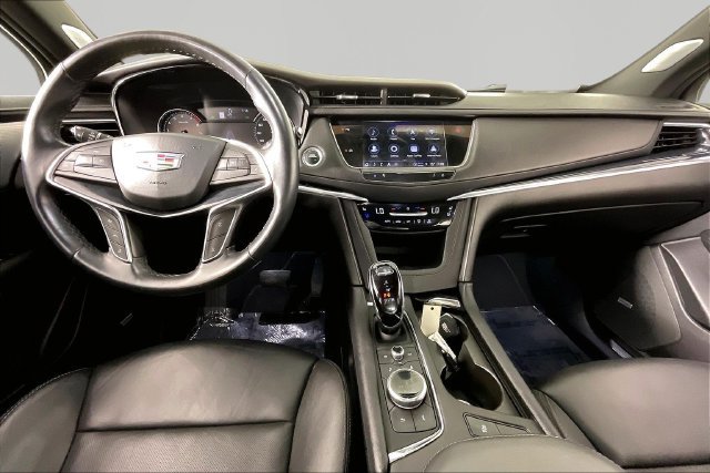 Used 2024 Cadillac XT5 Premium Luxury AWD/4WD image 7
