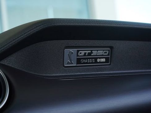 Used 2016 Ford Mustang Shelby GT350 w/ Technology Package RWD image 25