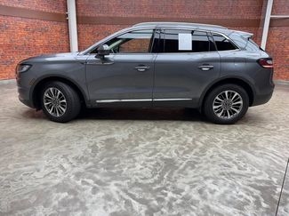 Used 2022 Lincoln Nautilus Reserve video 2