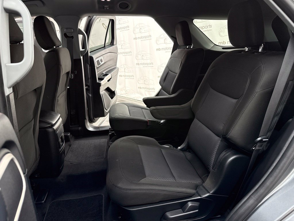 Used 2022 Ford Explorer XLT AWD/4WD image 27