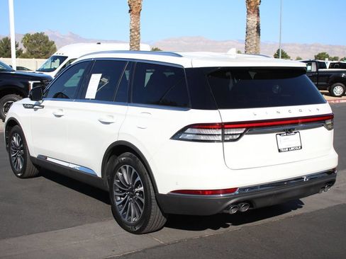 Certified 2023 Lincoln Aviator Reserve w/ Class IV Trailer Tow Package RWD image 4