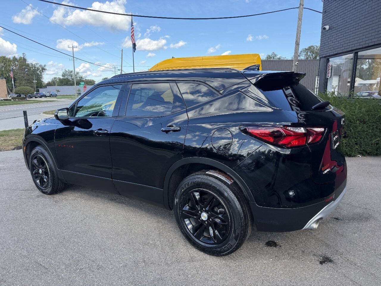 Used 2019 Chevrolet Blazer LT FWD image 7