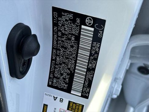 Certified 2024 Toyota Corolla LE w/ LE Convenience Package image 32