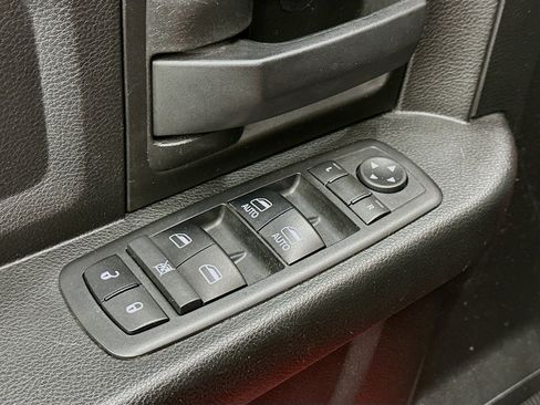 Used 2019 RAM 1500 Express w/ Express Value Package image 15