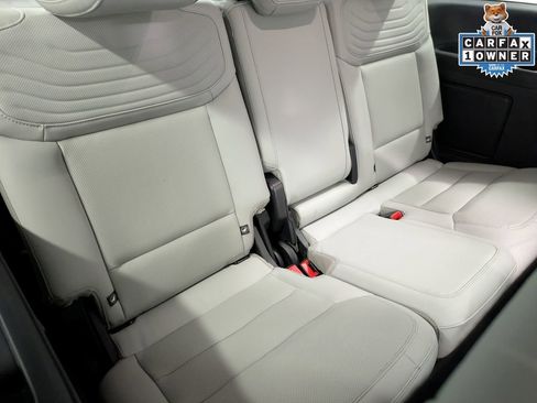 Used 2025 Ford Expedition Platinum w/ Platinum Ultimate Package image 27