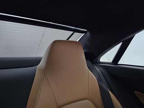 Used 2015 Mercedes-Benz E 400 4MATIC Coupe image 23