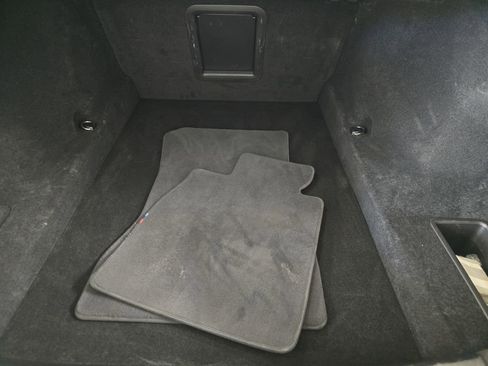 Certified 2024 BMW 760i xDrive w/ Luxury Rear Seating Package image 30