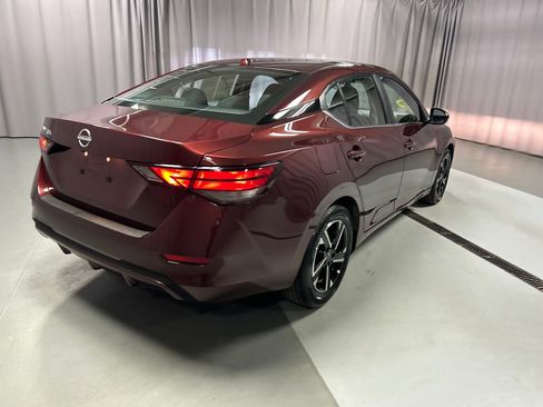 Used 2025 Nissan Sentra SV FWD image 7