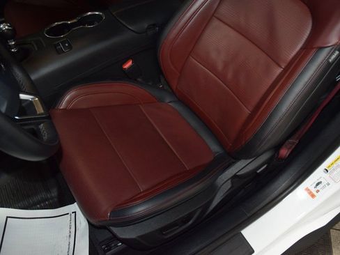 Used 2024 Ford Mustang GT Premium image 32