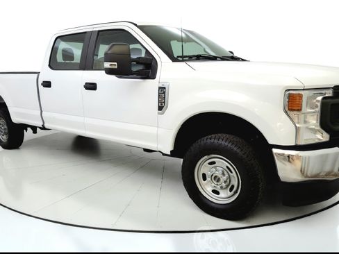 Used 2022 Ford F350 XL w/ Power Equipment Group AWD/4WD image 4