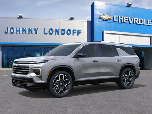 New 2026 Chevrolet Traverse High Country w/ LPO, Floor Liner Package image 2