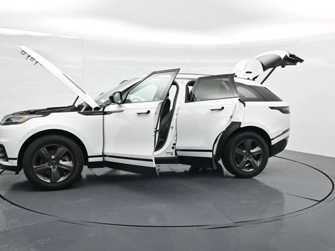 Used 2025 Land Rover Range Rover Velar Dynamic SE AWD/4WD image 39