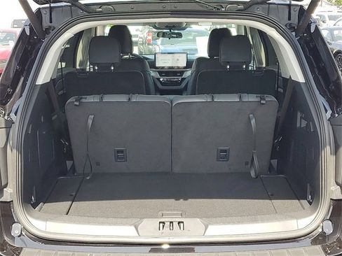 Used 2025 Ford Explorer Active w/ Active Comfort Package image 18
