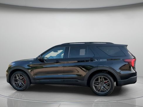 New 2026 Ford Explorer ST-Line w/ ST-Line Street Pack RWD image 17