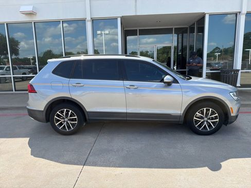Used 2021 Volkswagen Tiguan S FWD image 6