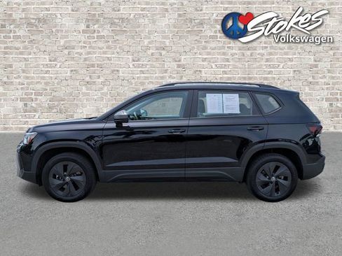 Certified 2025 Volkswagen Taos S FWD image 8