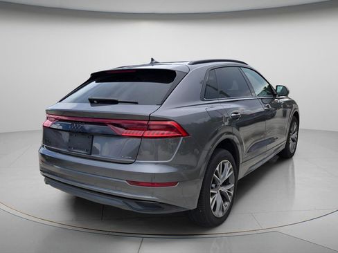 Used 2023 Audi Q8 Premium w/ Convenience Package AWD/4WD image 6