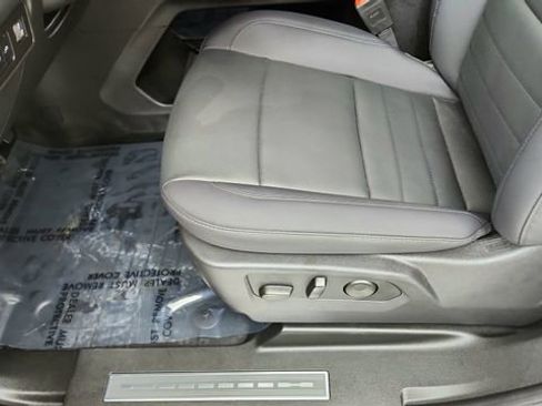 Used 2025 GMC Hummer EV 2X w/ LPO, Cargo Utility Package image 33