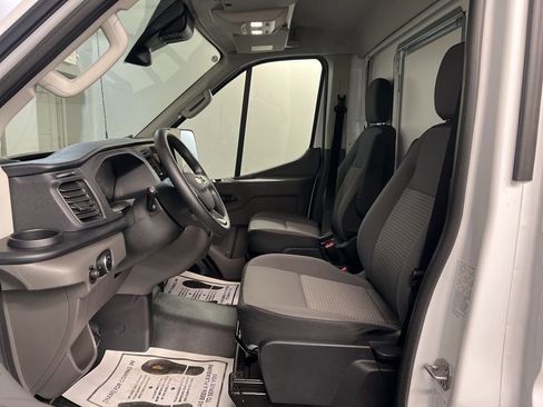 New 2025 Ford Transit 350 Low Roof DRW w/ Exterior Upgrade Package RWD image 9
