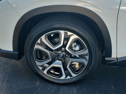 Certified 2024 Subaru Ascent Touring image 11