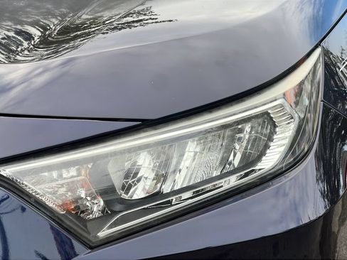 Used 2021 Toyota RAV4 XLE Premium FWD image 26